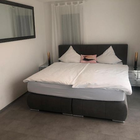 Hotel Hippel Krone Kerzers Екстер'єр фото
