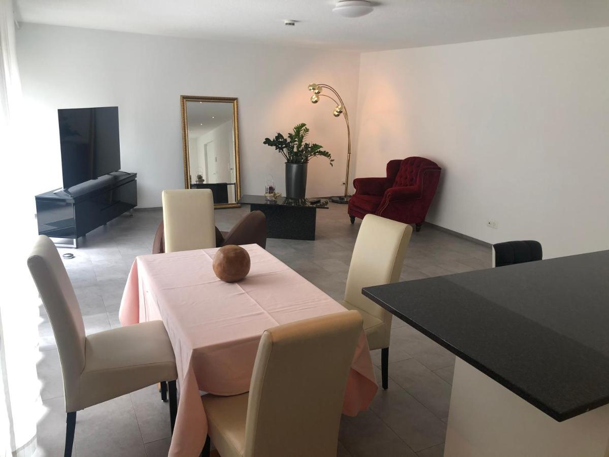 Hotel Hippel Krone Kerzers Екстер'єр фото