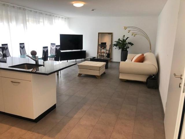 Hotel Hippel Krone Kerzers Екстер'єр фото