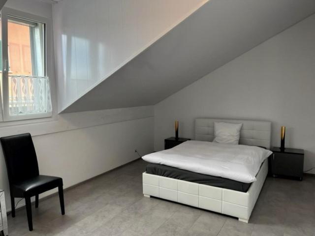 Hotel Hippel Krone Kerzers Екстер'єр фото
