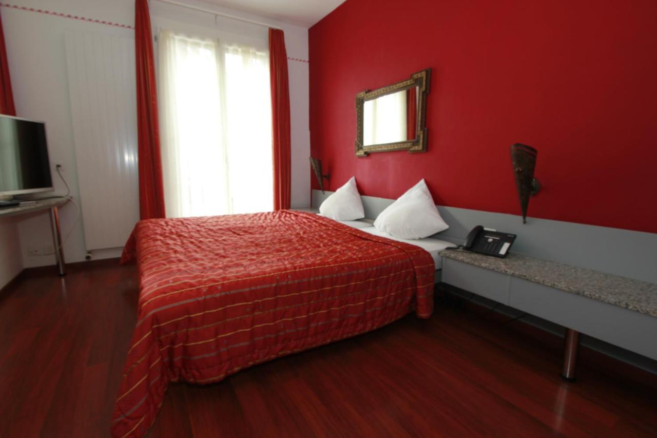 Hotel Hippel Krone Kerzers Екстер'єр фото